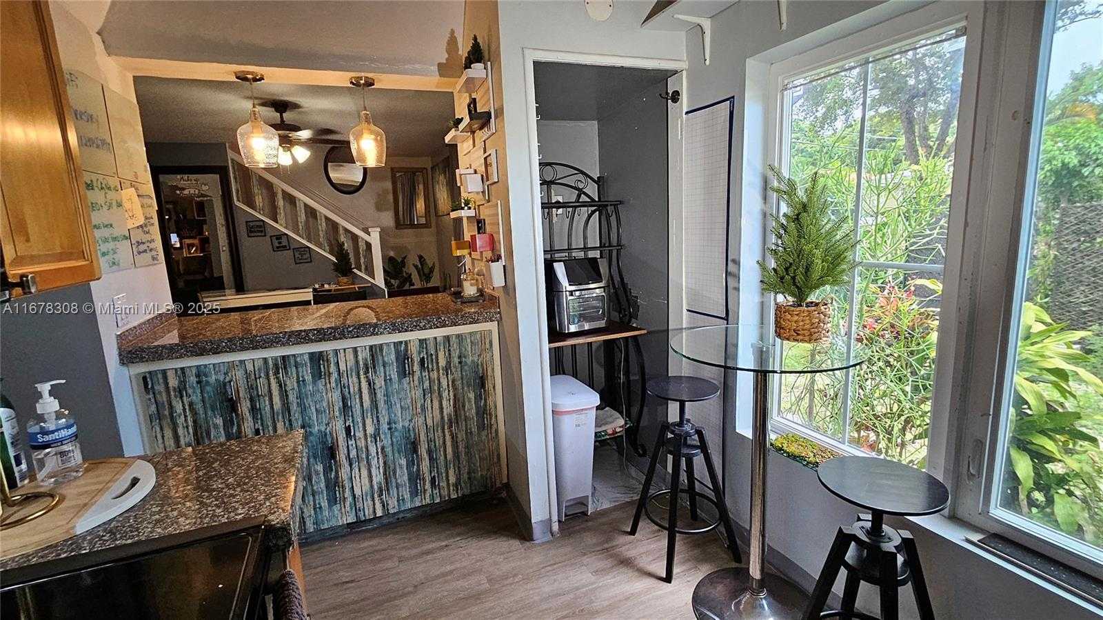 Small Image of 3600 SOUTH WEST S LE JEUNE RD #3600, Coral Gables Number 11