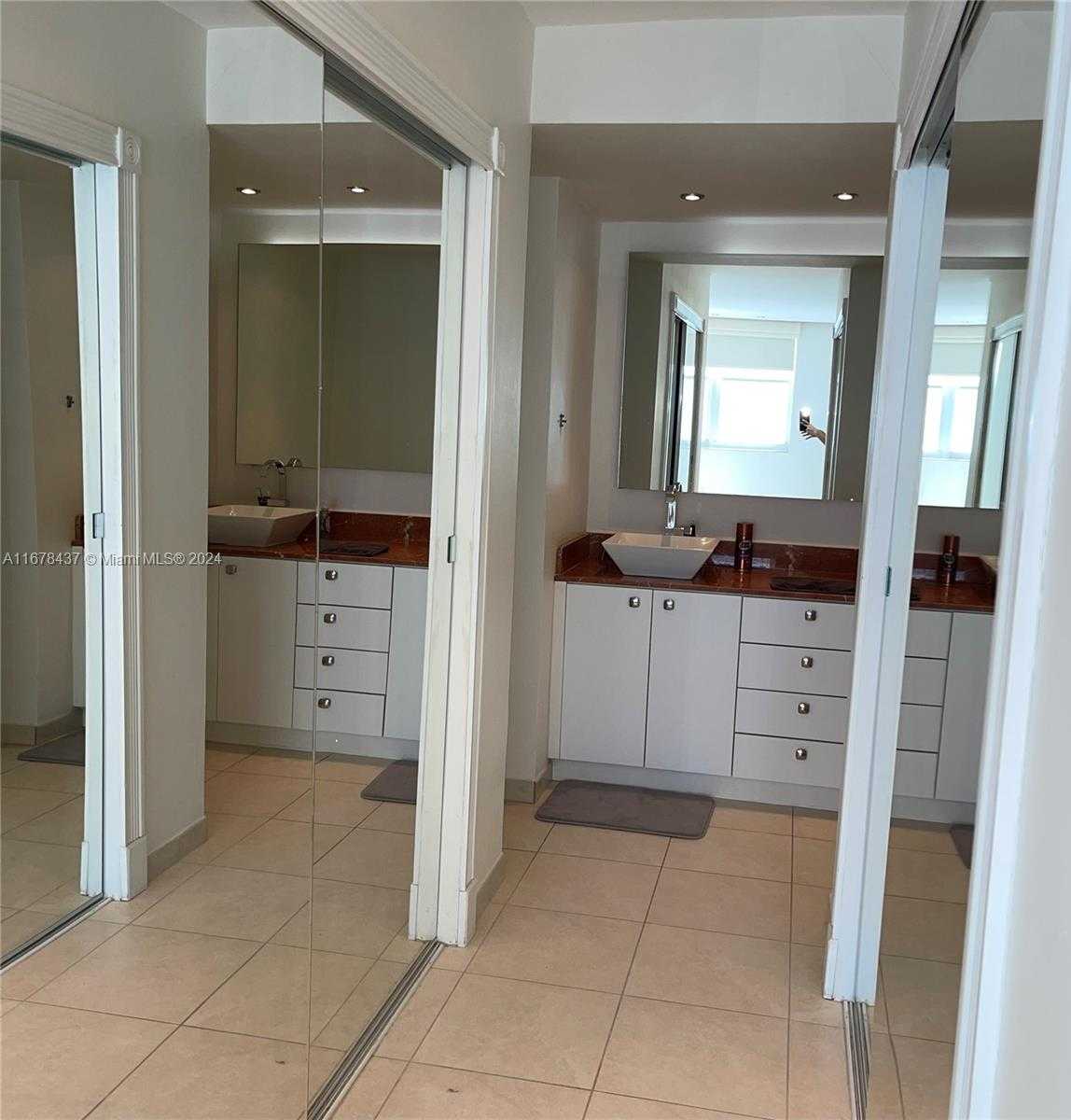 Small Image of 5001 COLLINS AVE #16E, Miami Beach Number 11