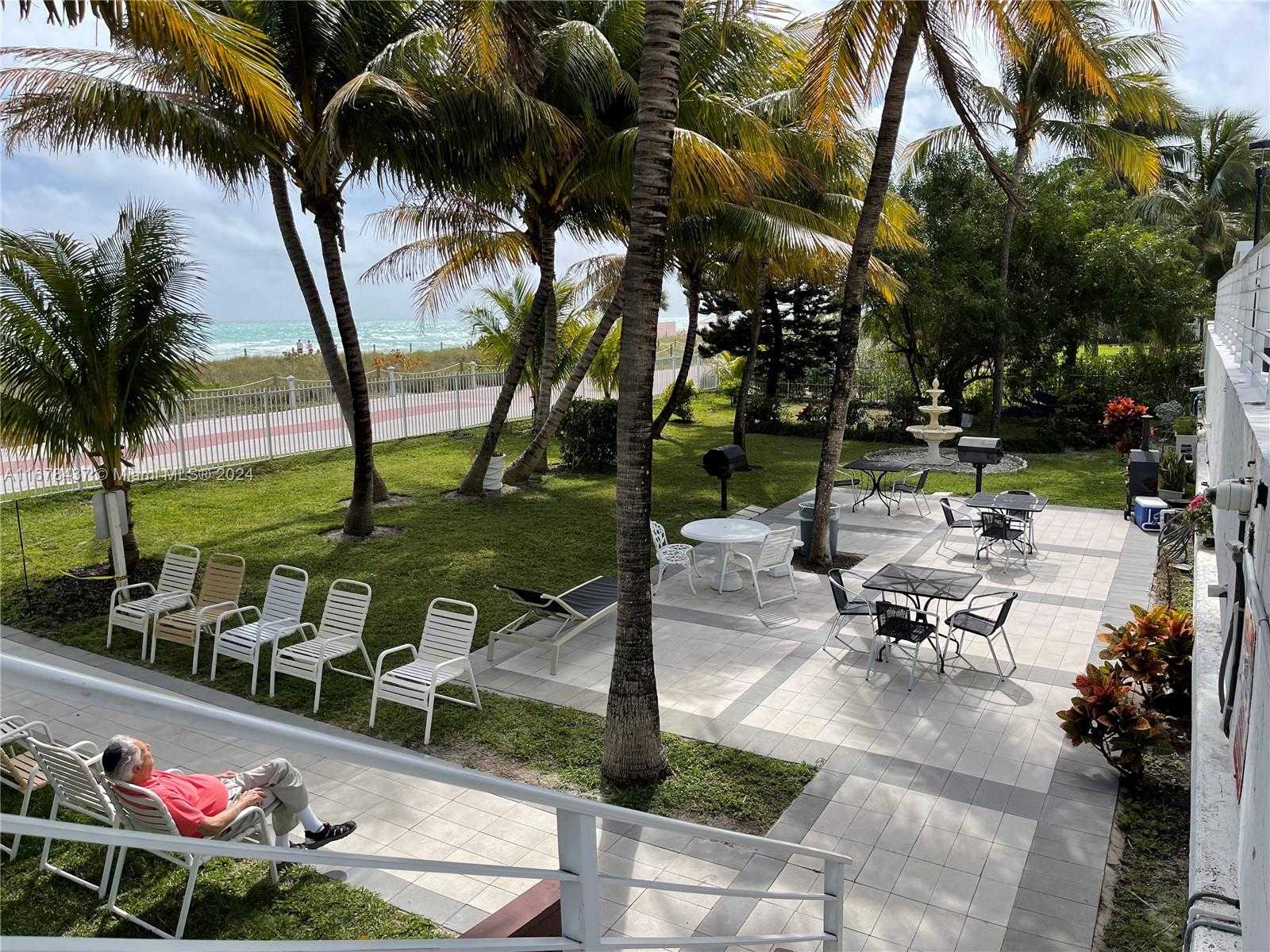 Small Image of 5001 COLLINS AVE #16E, Miami Beach Number 16