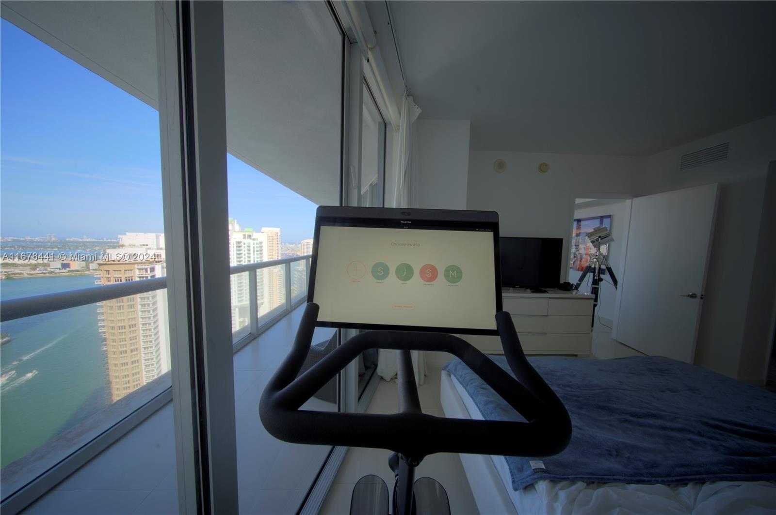 Small Image of 495 BRICKELL AVE #4004, Miami Number 11