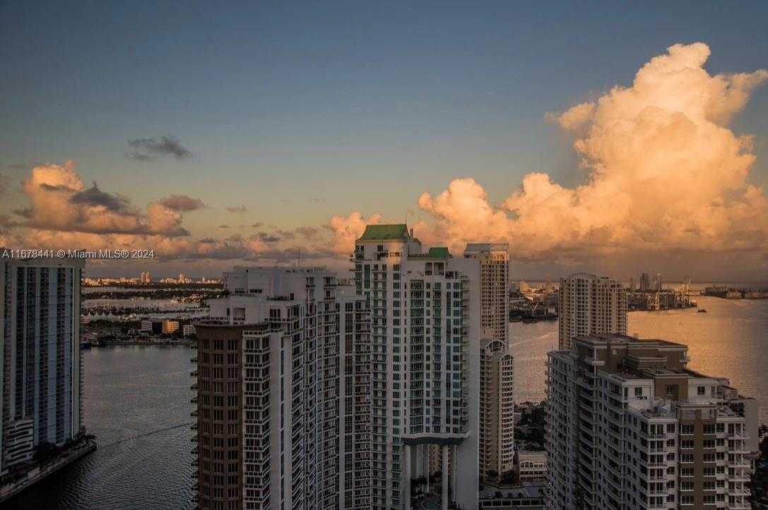 Small Image of 495 BRICKELL AVE #4004, Miami Number 2
