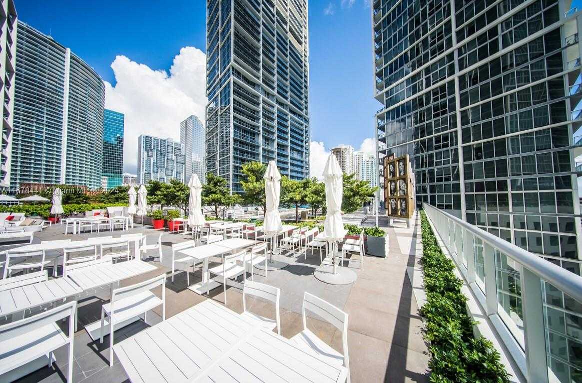 Small Image of 495 BRICKELL AVE #4004, Miami Number 6