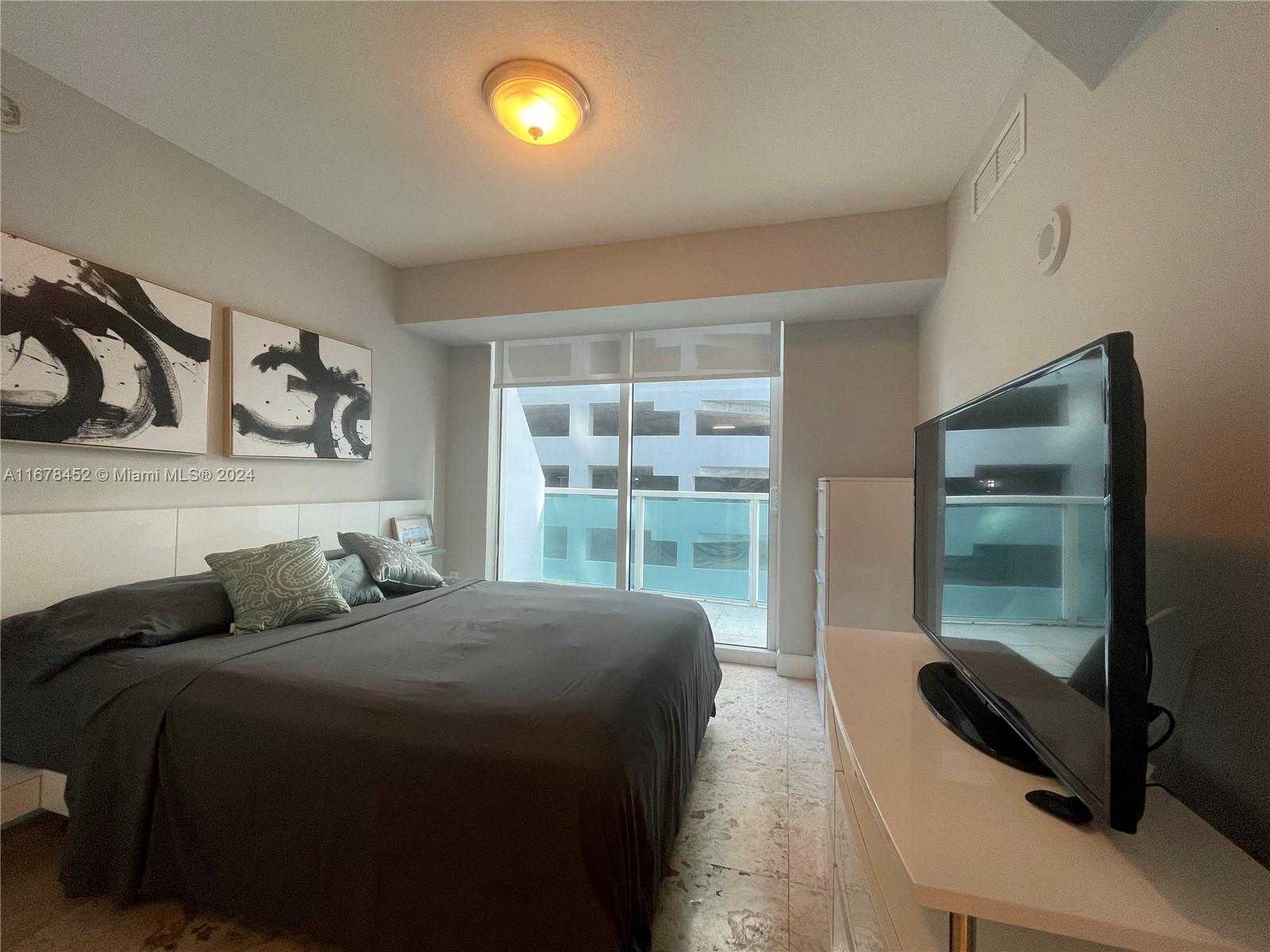 Small Image of 41 SOUTH EAST 5TH ST #602, Miami Number 16