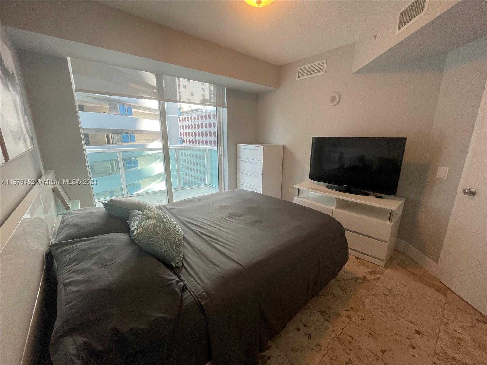 Small Image of 41 SOUTH EAST 5TH ST #602, Miami Number 17