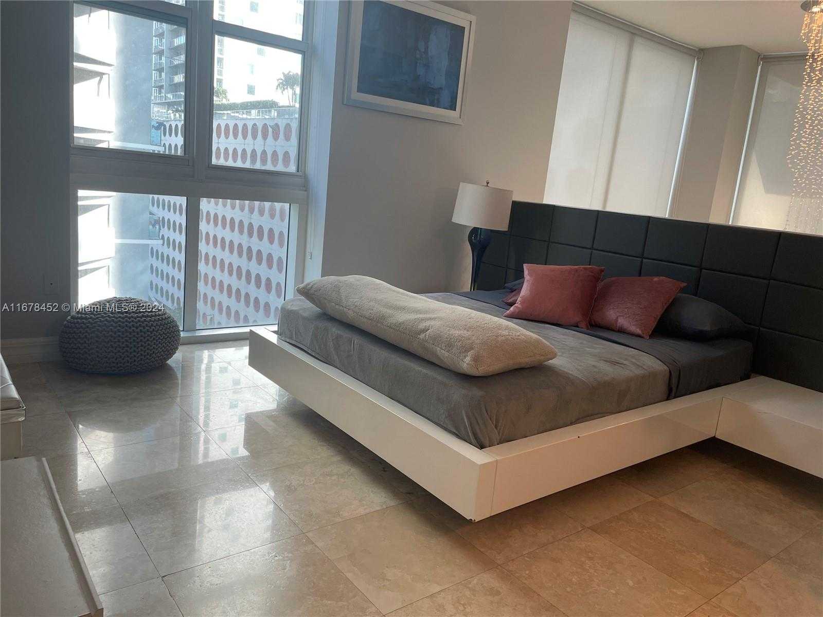 Small Image of 41 SOUTH EAST 5TH ST #602, Miami Number 27