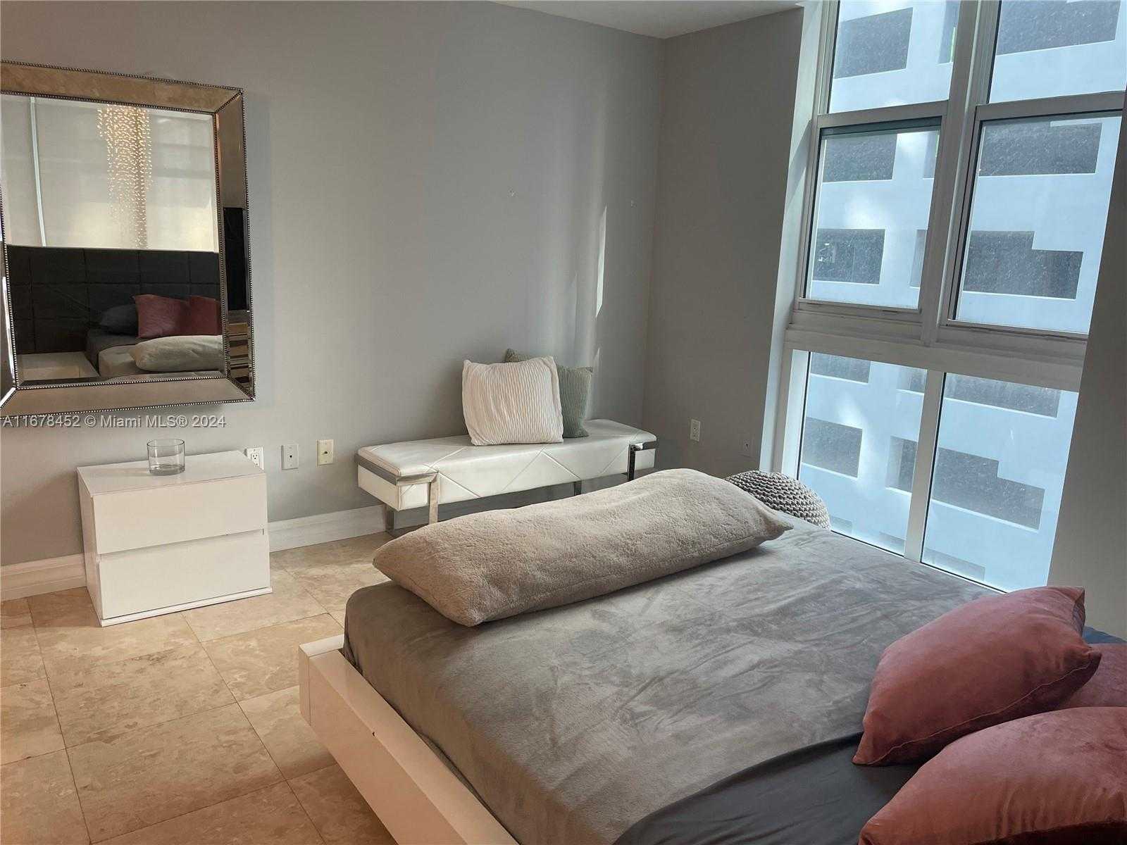 Small Image of 41 SOUTH EAST 5TH ST #602, Miami Number 29