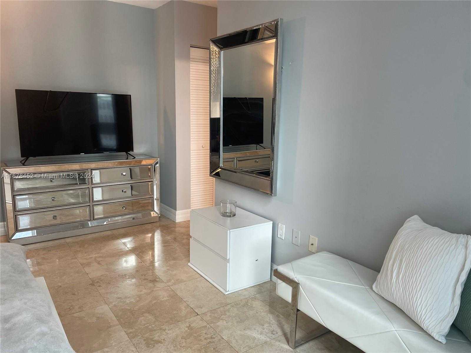 Small Image of 41 SOUTH EAST 5TH ST #602, Miami Number 33