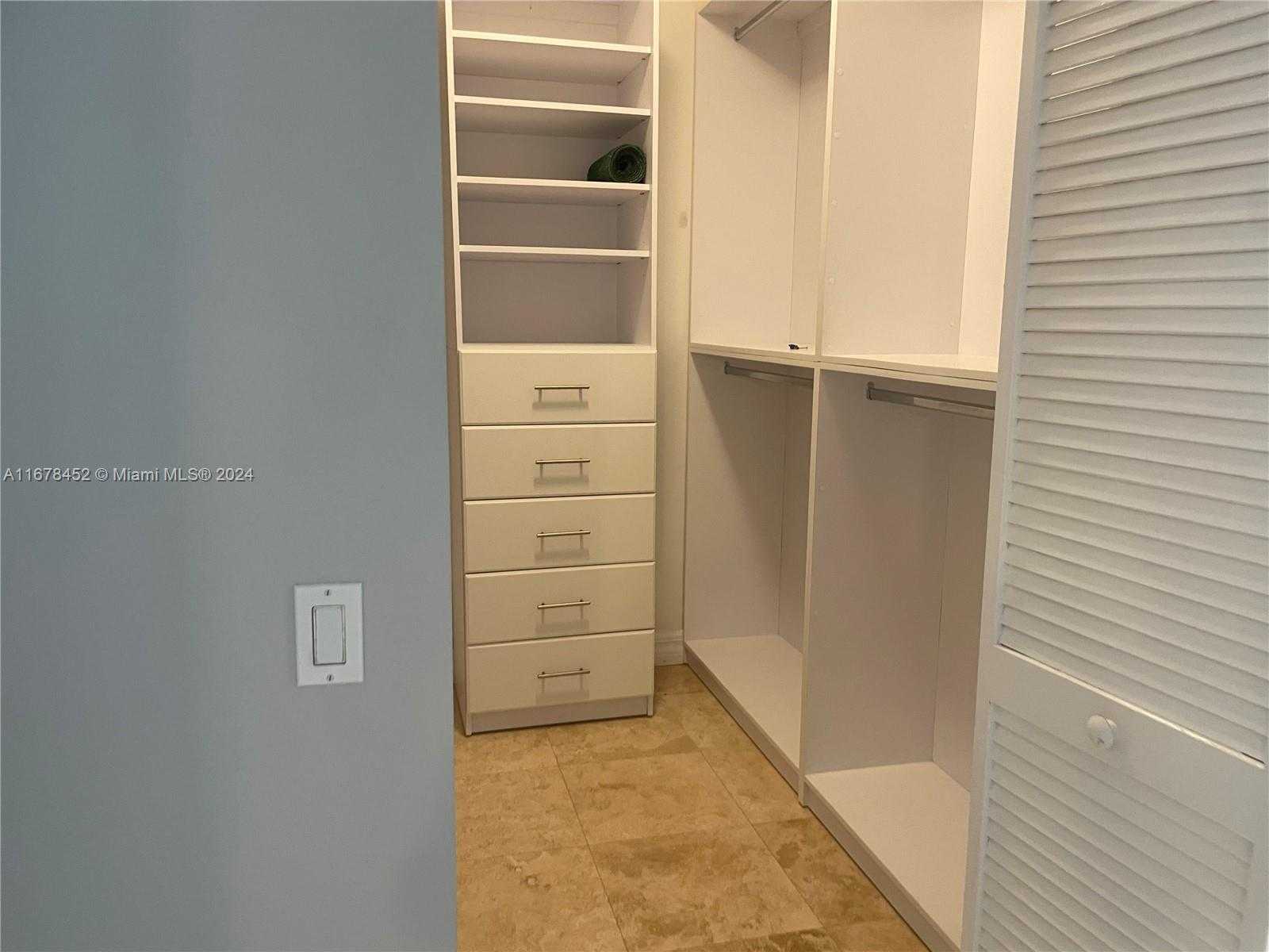 Small Image of 41 SOUTH EAST 5TH ST #602, Miami Number 34