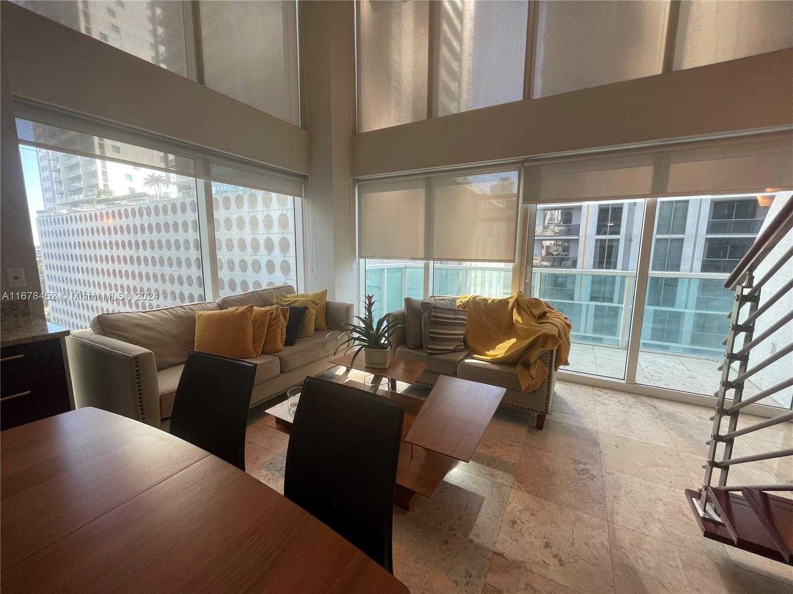 Small Image of 41 SOUTH EAST 5TH ST #602, Miami Number 4
