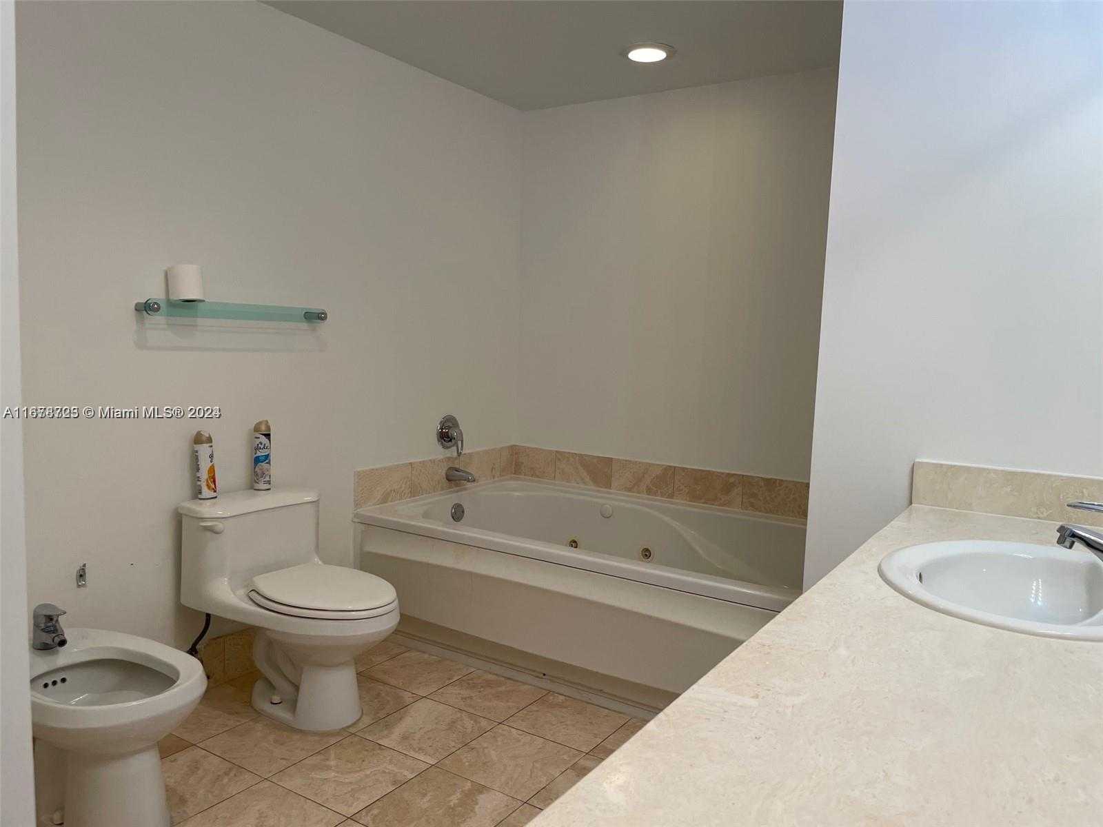 Small Image of 17375 #1903, Sunny Isles Beach Number 7