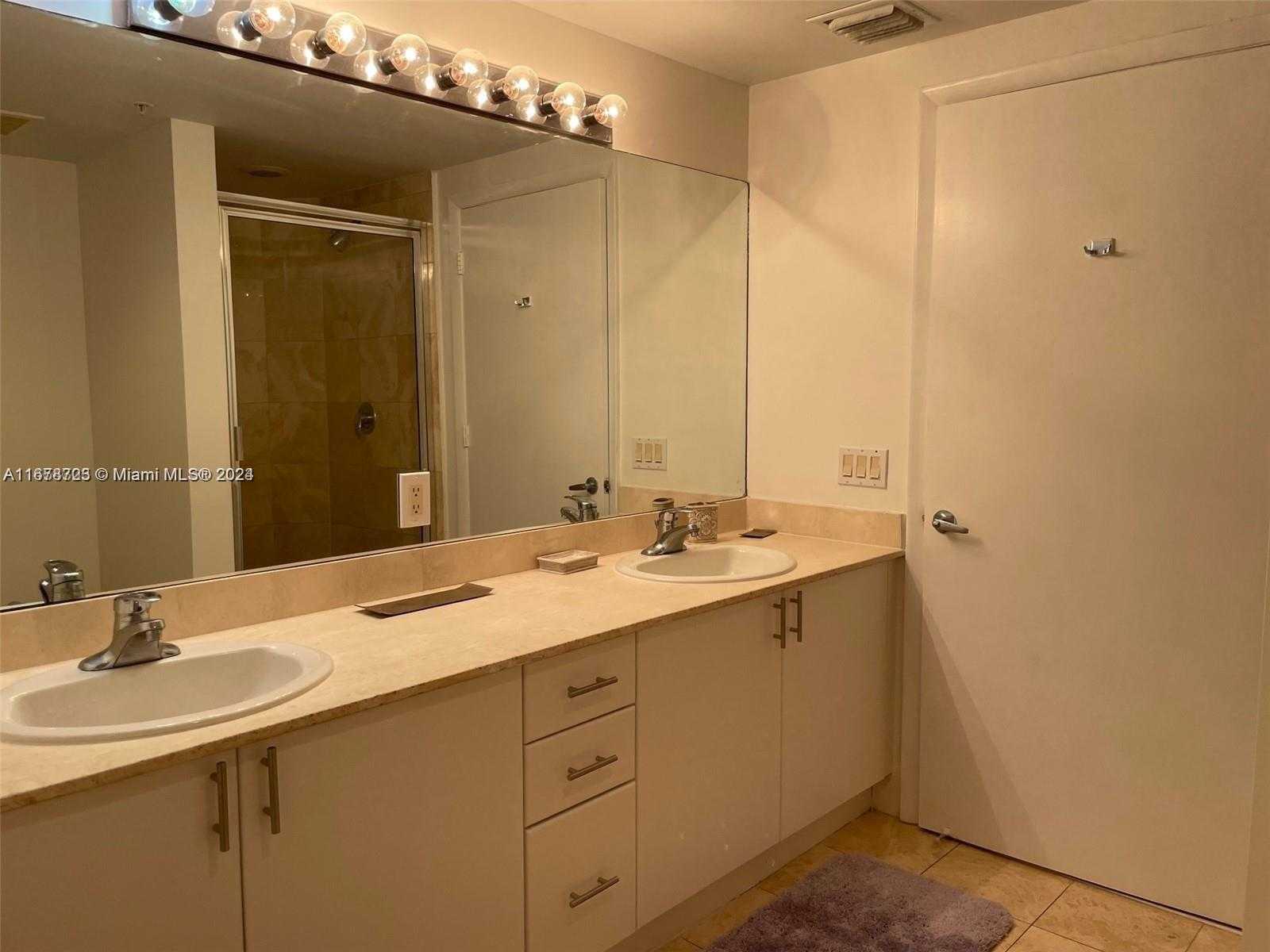 Small Image of 17375 #1903, Sunny Isles Beach Number 8