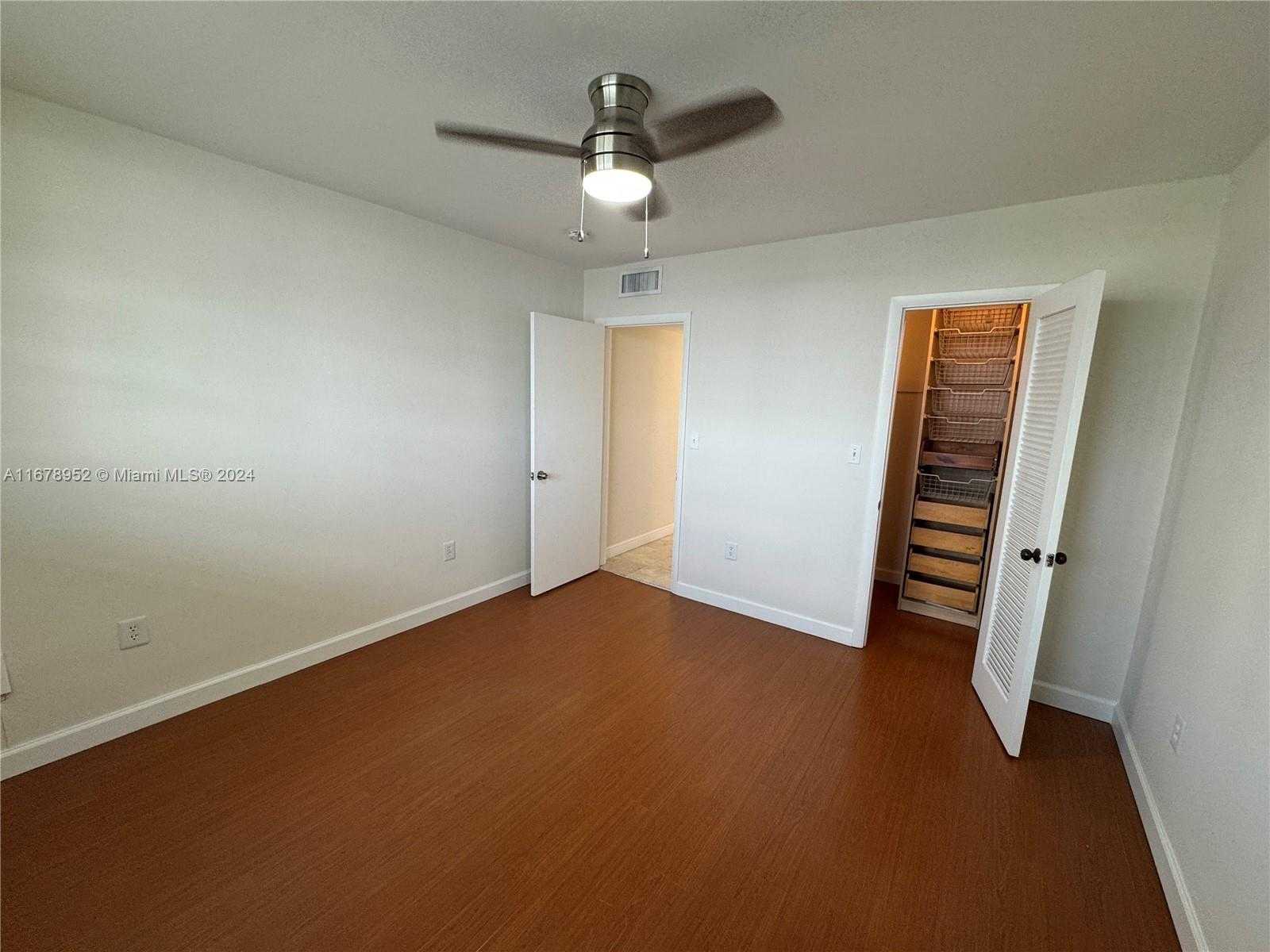 Small Image of 2999 POINT EAST DR #C614, Aventura Number 14