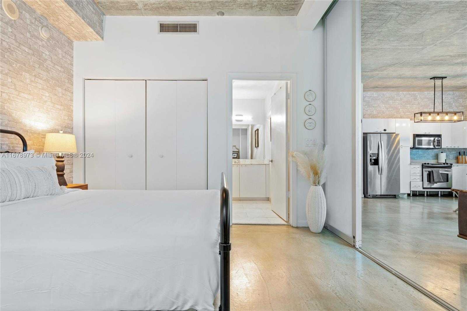 Small Image of 234 NORTH EAST 3RD ST #401, Miami Number 14
