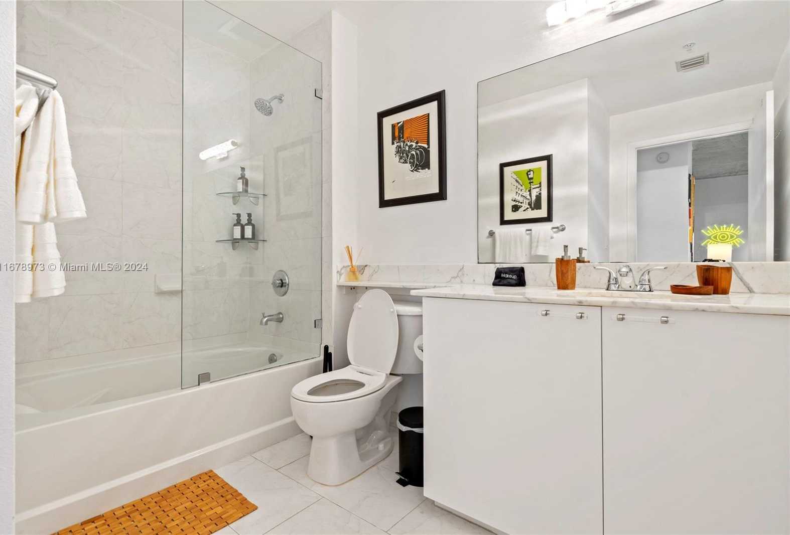 Small Image of 234 NORTH EAST 3RD ST #401, Miami Number 17