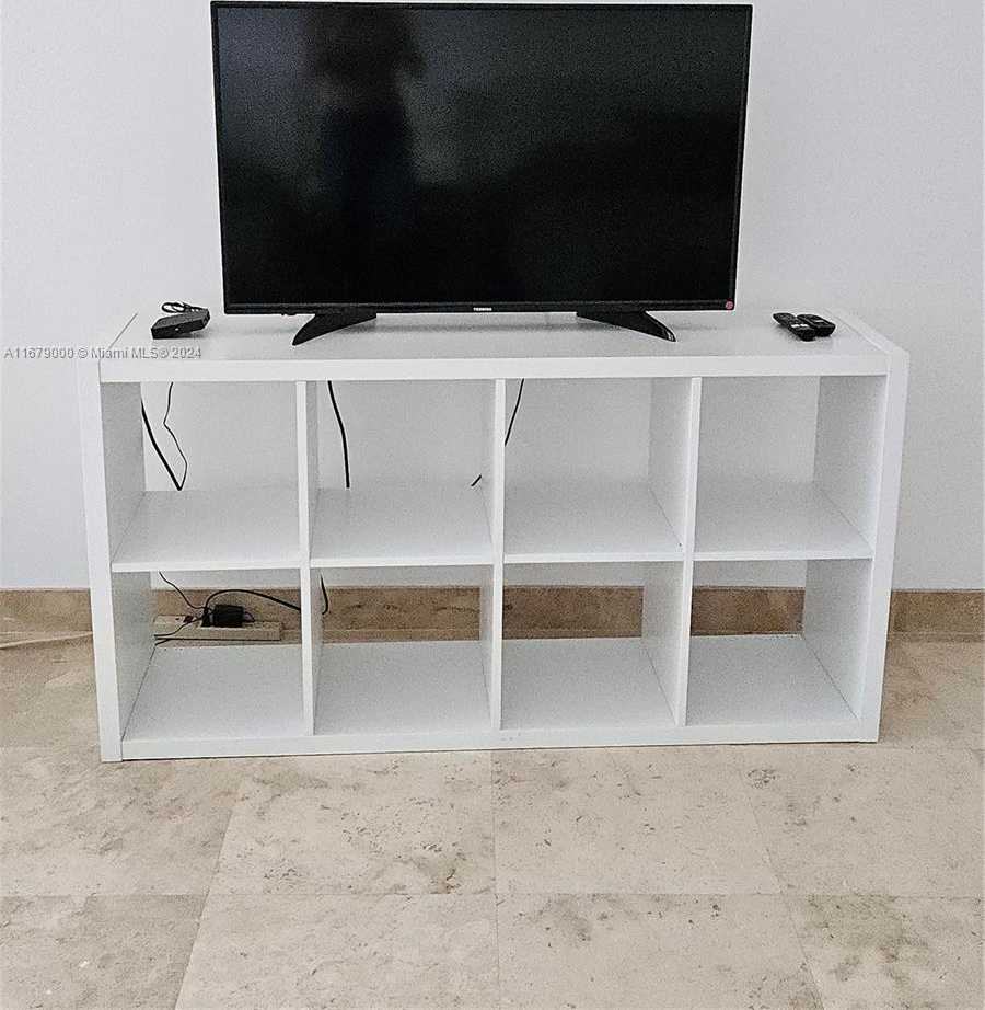 Small Image of 5601 COLLINS AVE #1605, Miami Beach Number 14