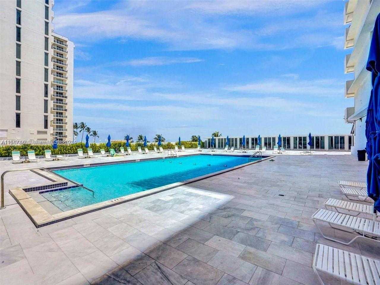 Small Image of 5601 COLLINS AVE #1605, Miami Beach Number 18