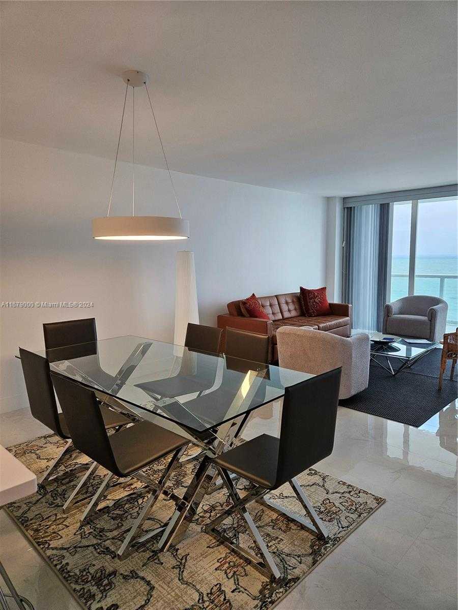 Small Image of 5601 COLLINS AVE #1605, Miami Beach Number 3