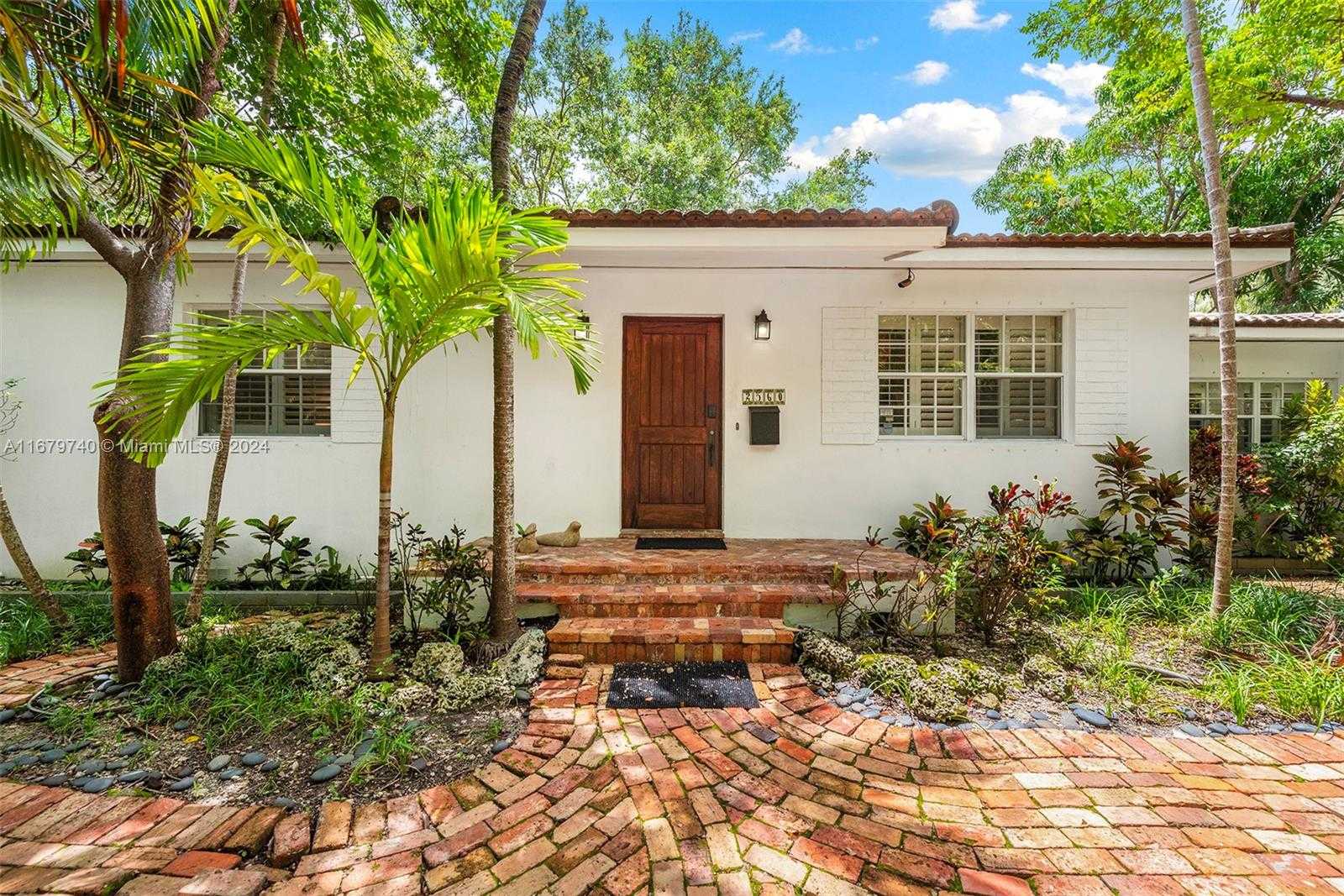 Small Image of 2560 INAGUA AVE, Miami Number 12