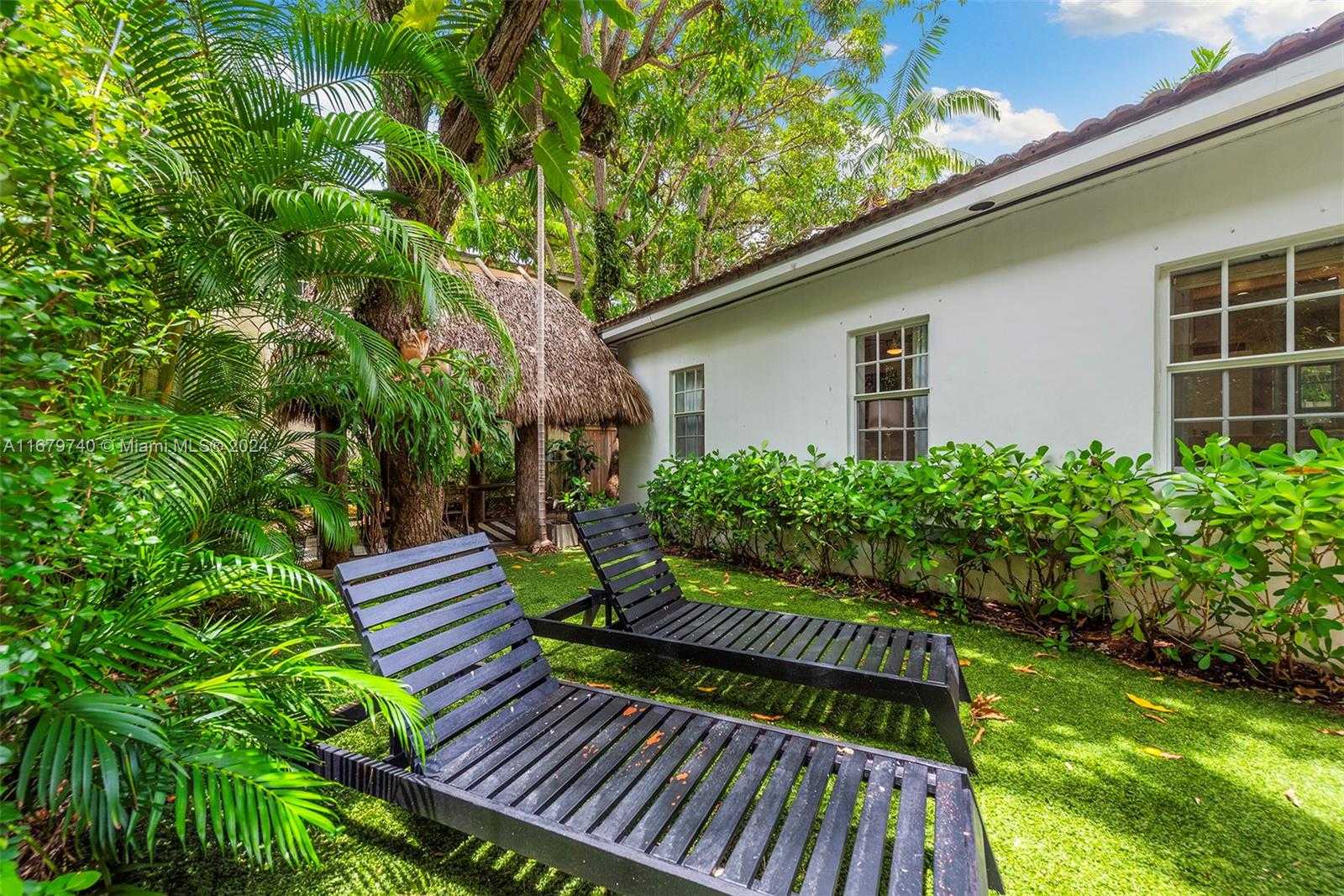 Small Image of 2560 INAGUA AVE, Miami Number 7