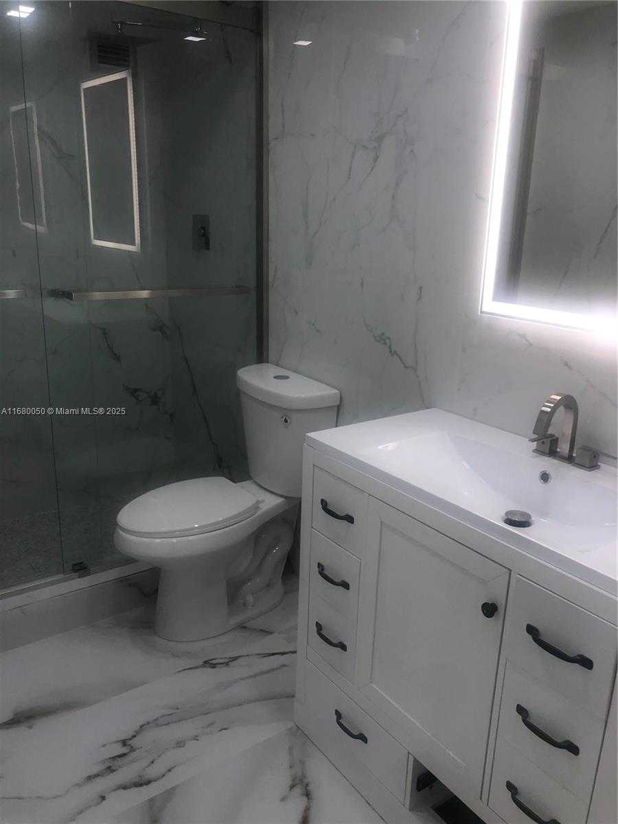 Small Image of 10185 COLLINS AVE #309, Bal Harbour Number 7