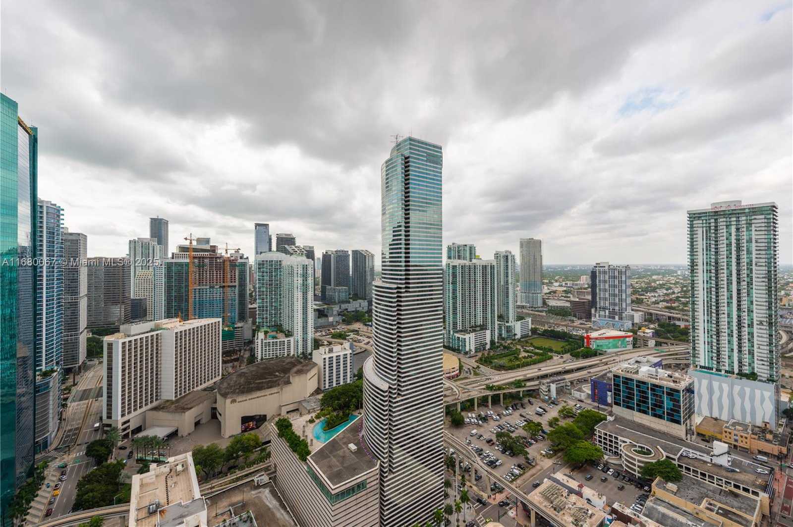 Small Image of 151 SOUTH EAST 1ST ST #2205, Miami Number 39