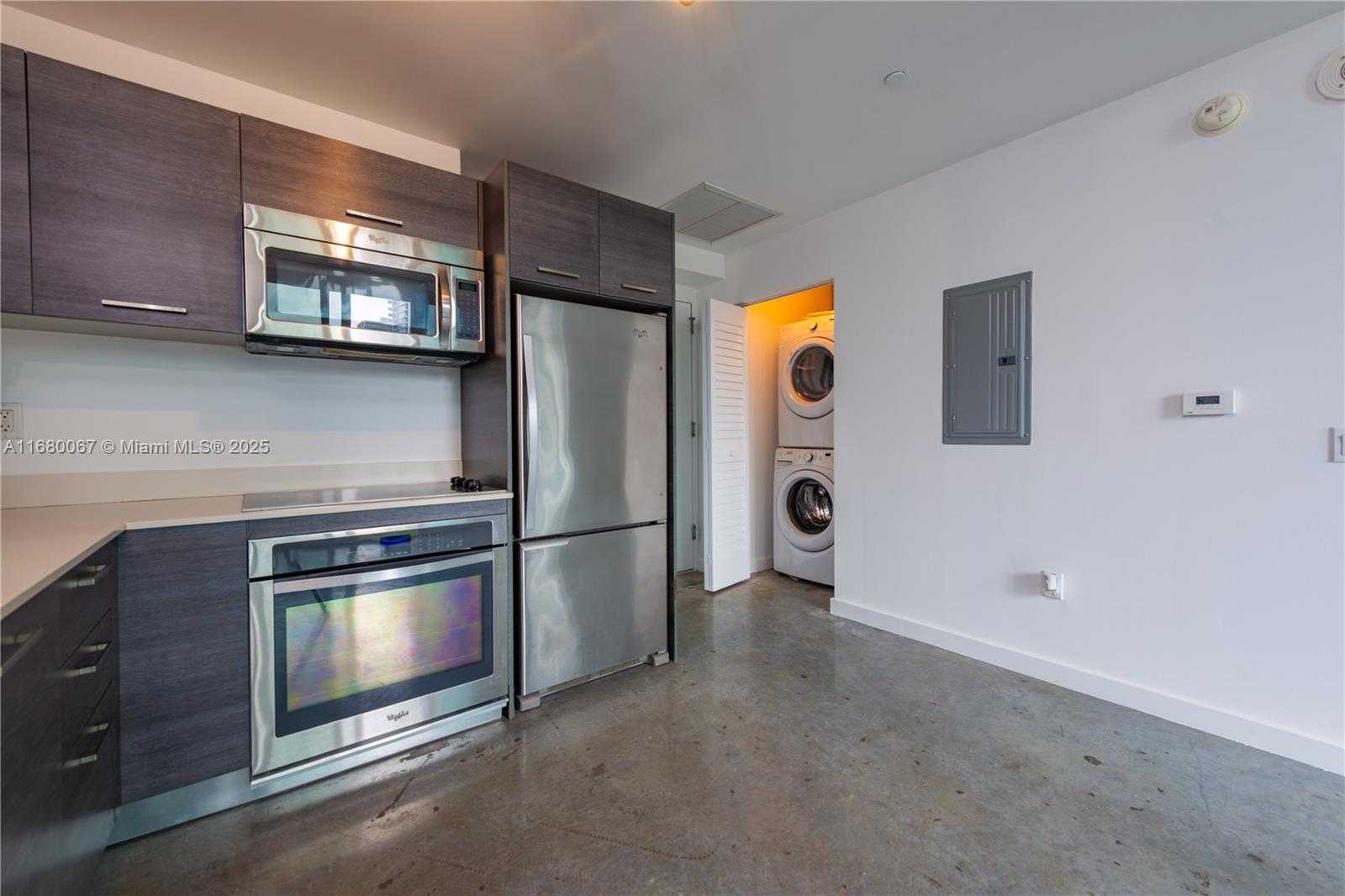 Small Image of 151 SOUTH EAST 1ST ST #2205, Miami Number 8