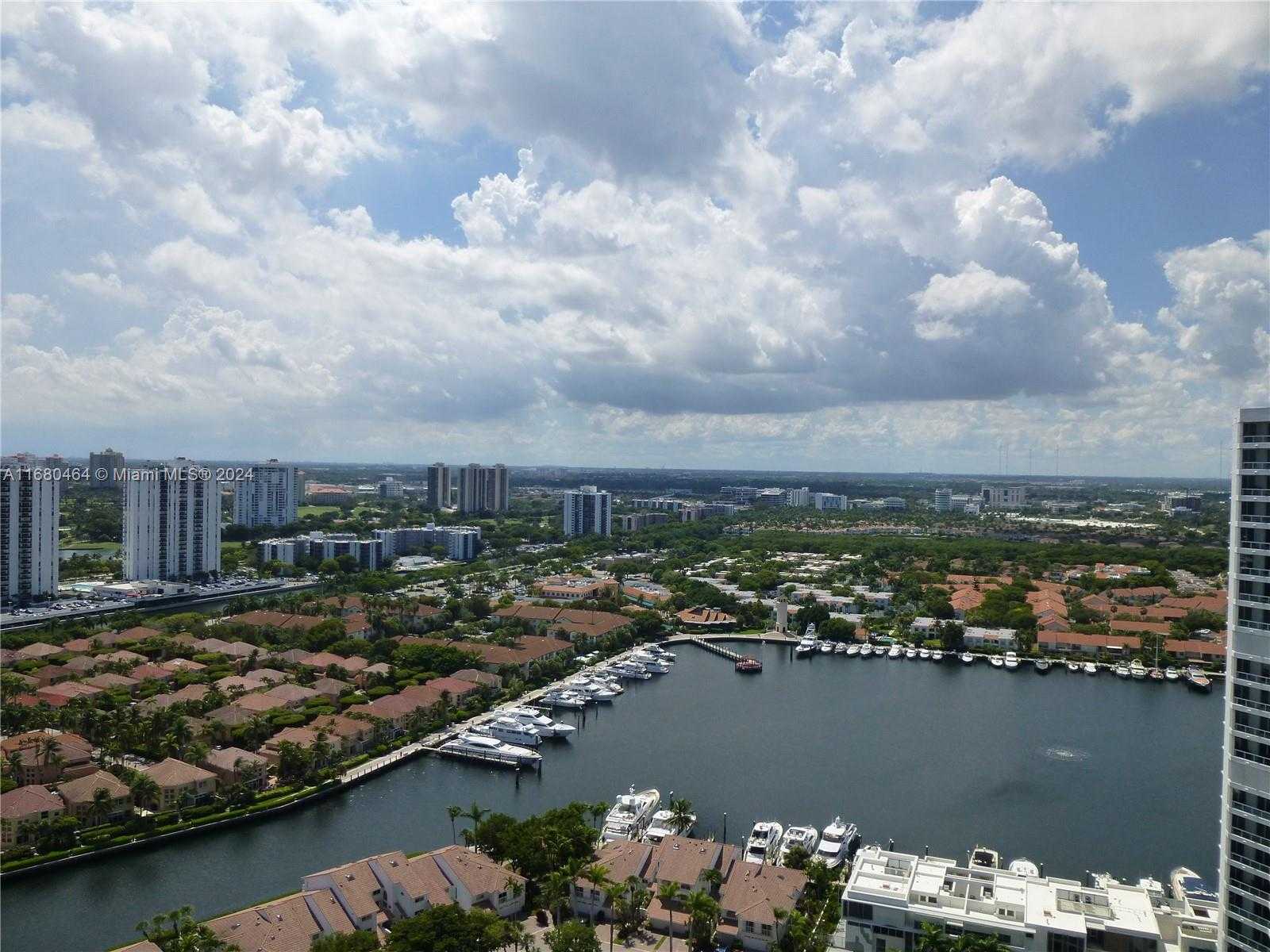Small Image of 21050 #2906, Aventura Number 39
