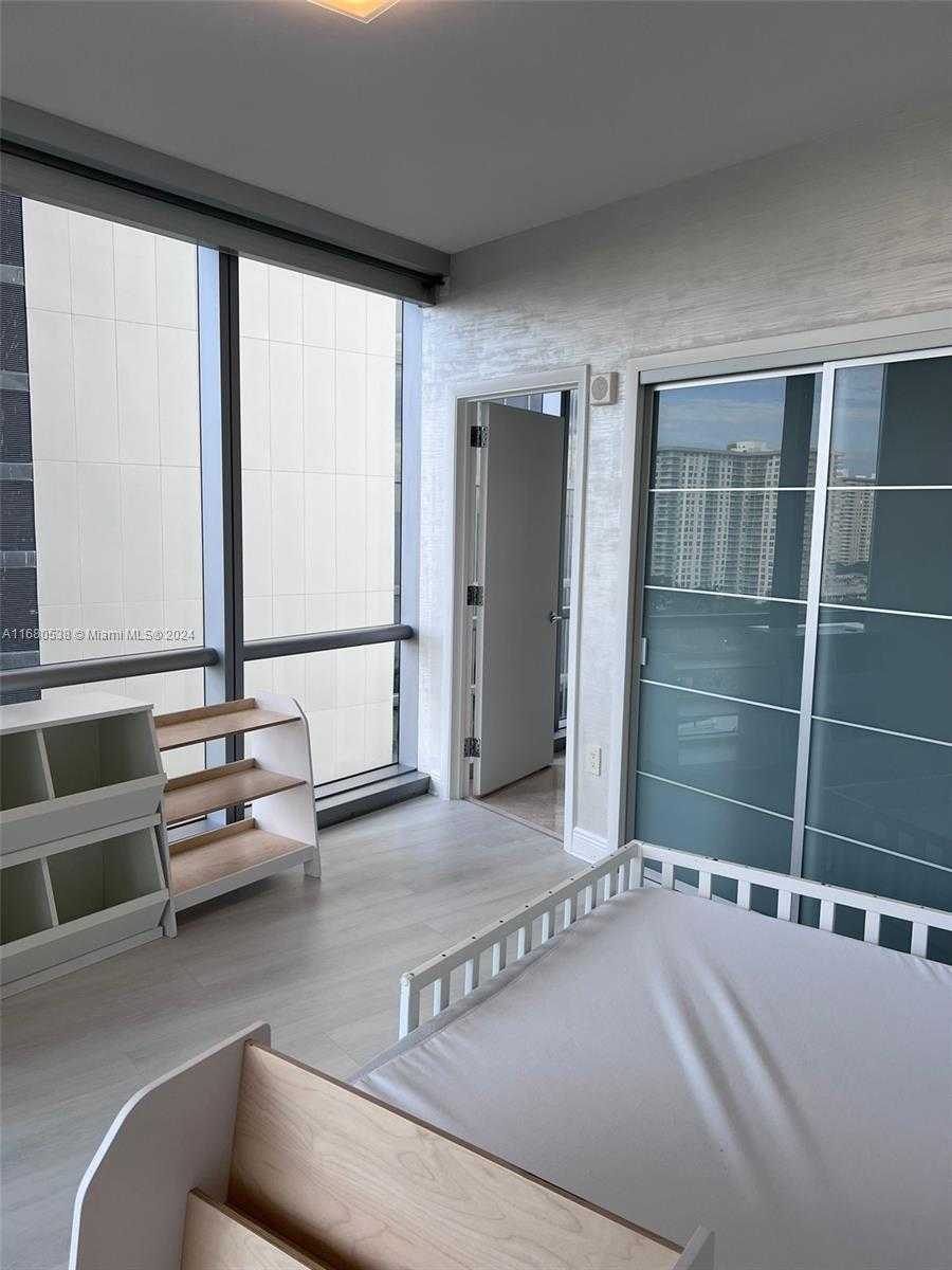 Small Image of 17121 COLLINS AVE #1208, Sunny Isles Beach Number 10