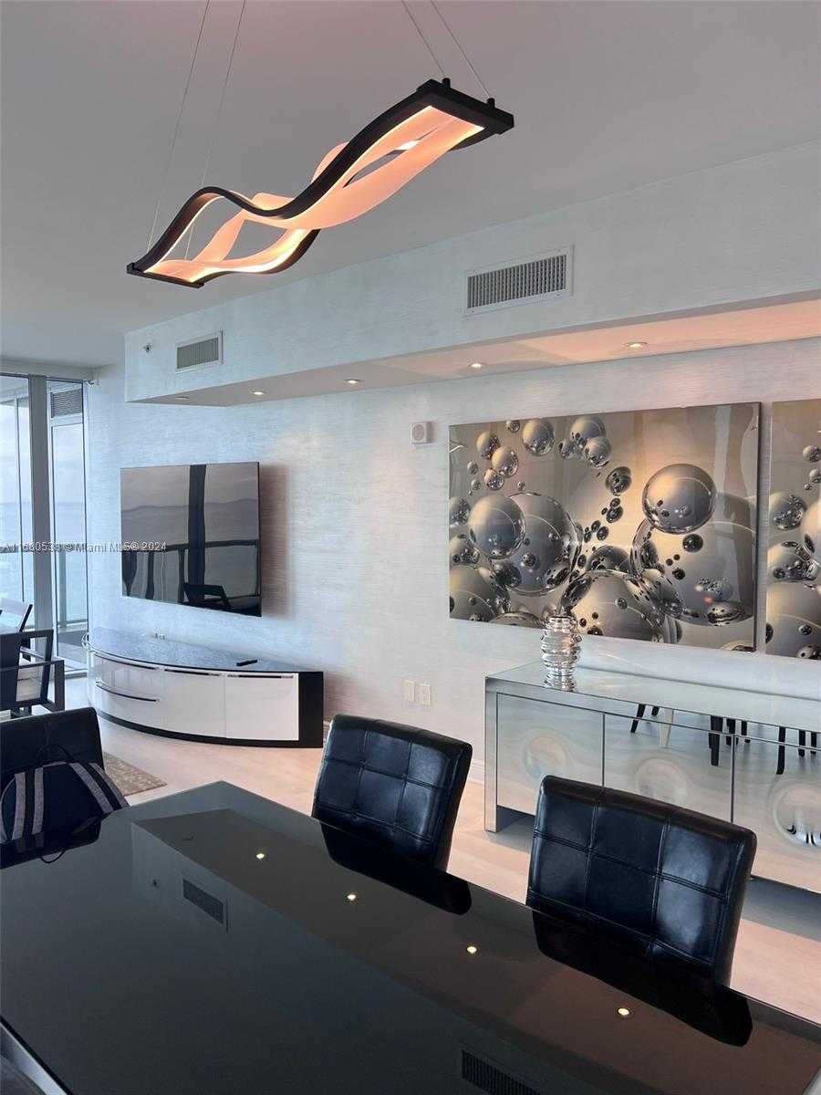 Small Image of 17121 COLLINS AVE #1208, Sunny Isles Beach Number 4