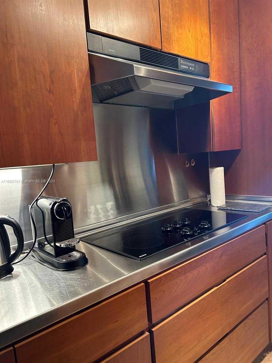 Small Image of 100 LINCOLN RD #608, Miami Beach Number 24