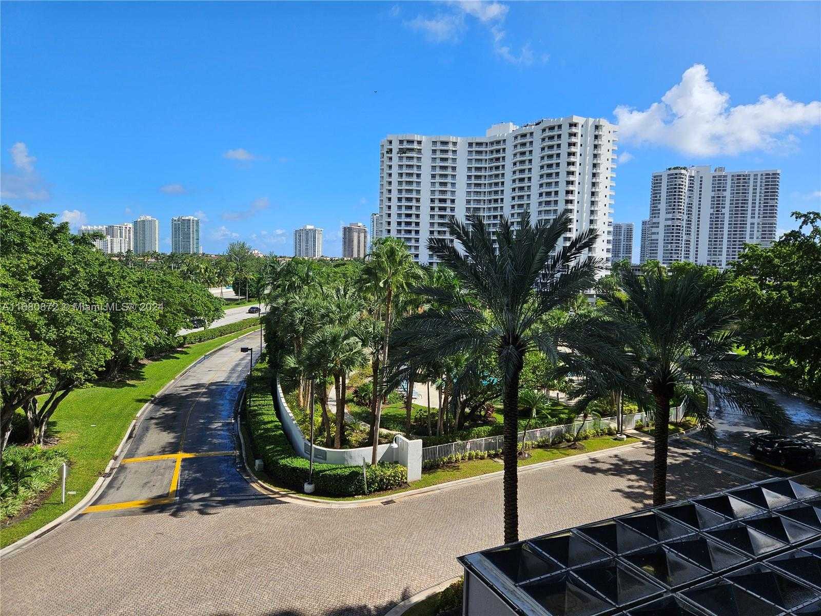 Small Image of 3300 NORTH EAST 191ST ST #508, Aventura Number 31
