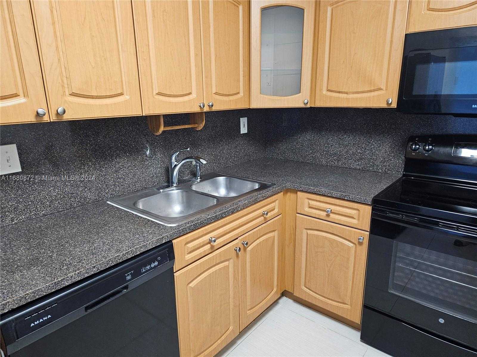 Small Image of 3300 NORTH EAST 191ST ST #508, Aventura Number 7