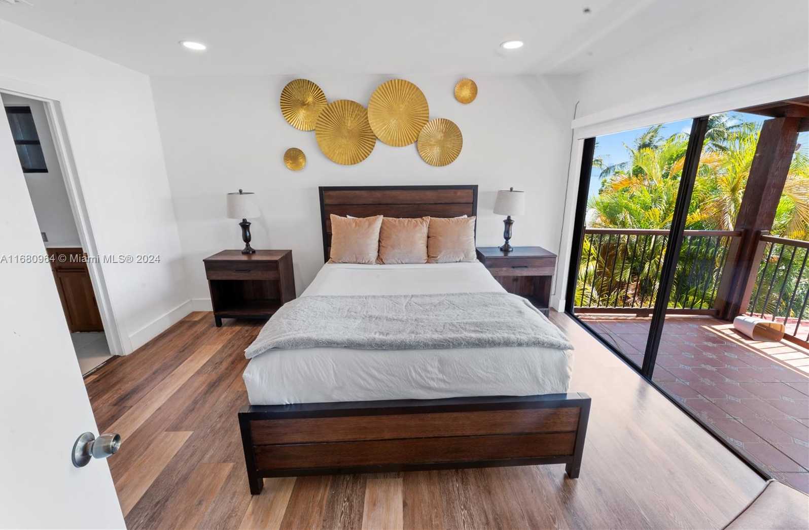 Small Image of 7536 WEST TREASURE DR, North Bay Village Number 36