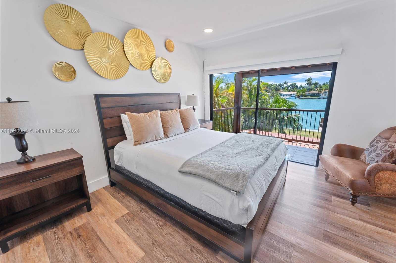 Small Image of 7536 WEST TREASURE DR, North Bay Village Number 37