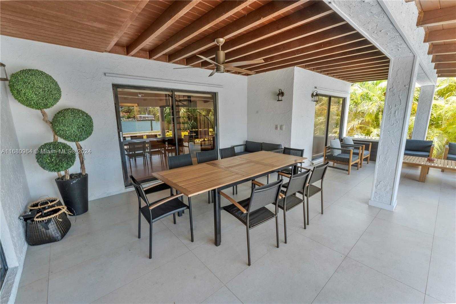 Small Image of 7536 WEST TREASURE DR, North Bay Village Number 47
