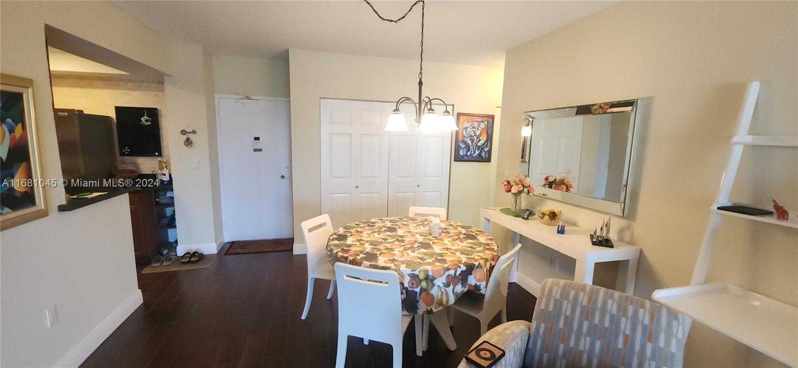 Small Image of 1980 SOUTH OCEAN DR #7M, Hallandale Beach Number 13