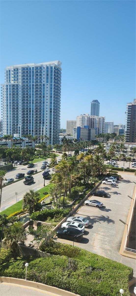 Small Image of 1980 SOUTH OCEAN DR #7M, Hallandale Beach Number 20