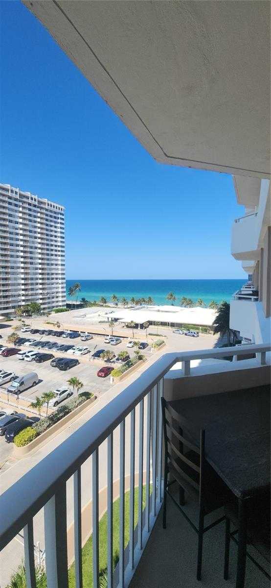 Small Image of 1980 SOUTH OCEAN DR #7M, Hallandale Beach Number 9
