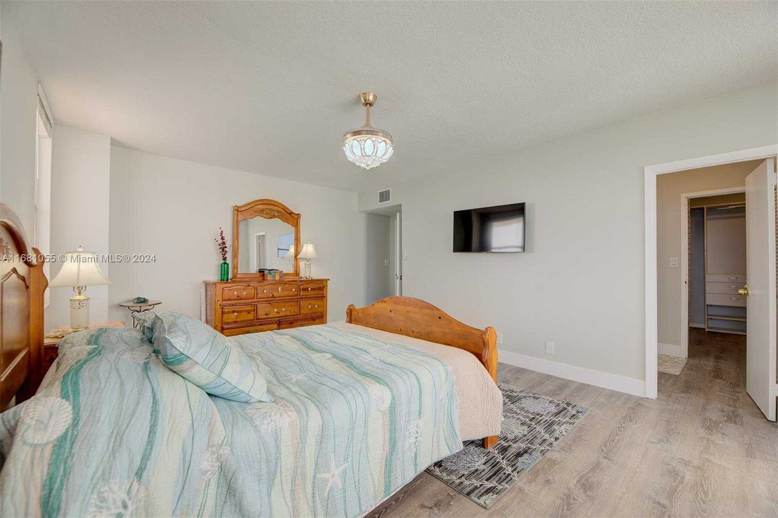 Small Image of 3725 SOUTH OCEAN DR #601, Hollywood Number 11