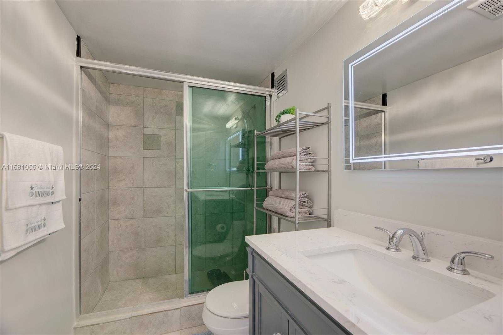 Small Image of 3725 SOUTH OCEAN DR #601, Hollywood Number 14