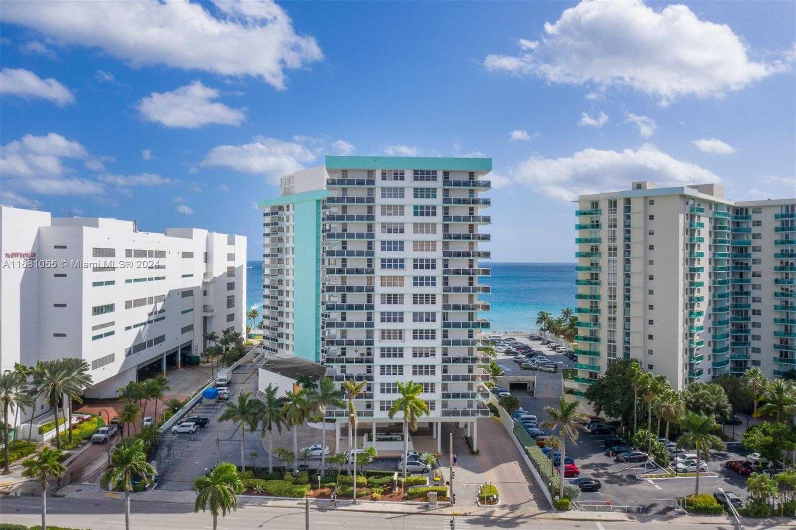 Small Image of 3725 SOUTH OCEAN DR #601, Hollywood Number 2