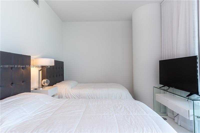 Small Image of 10203 COLLINS AVE #1105, Bal Harbour Number 22