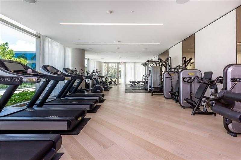 Small Image of 10203 COLLINS AVE #1105, Bal Harbour Number 25