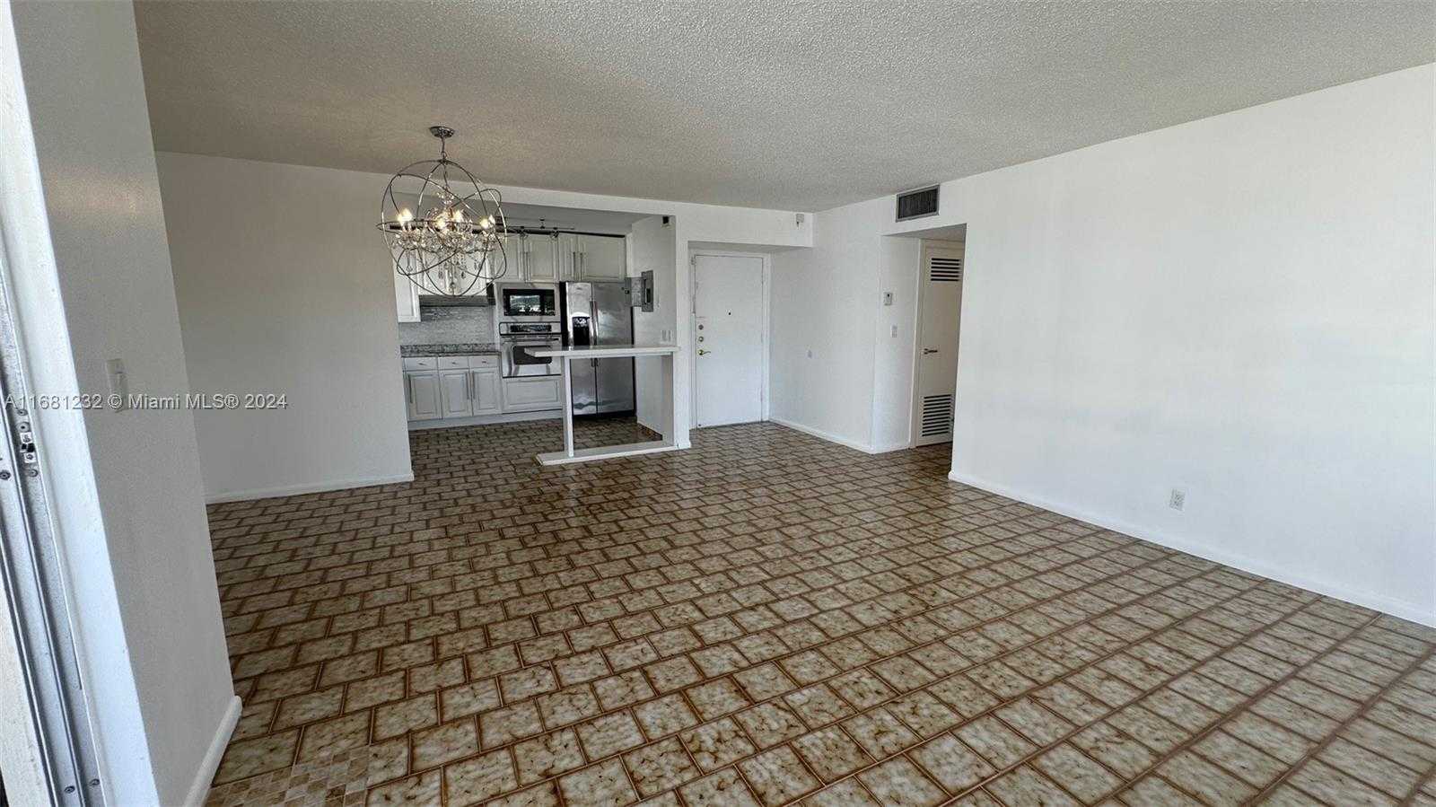 Small Image of 1817 SOUTH OCEAN DR #615, Hallandale Beach Number 8