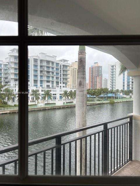 Small Image of 3135 NORTH EAST 184TH ST #2304, Aventura Number 5