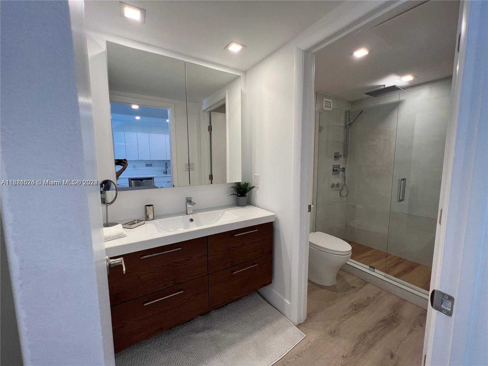 Small Image of 2301 COLLINS AVE #342, Miami Beach Number 7