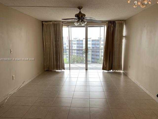 Small Image of 1750 NORTH EAST 191ST ST #816-3, Miami Number 5