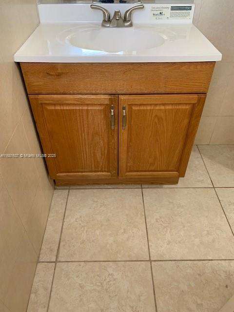 Small Image of 1750 NORTH EAST 191ST ST #816-3, Miami Number 6