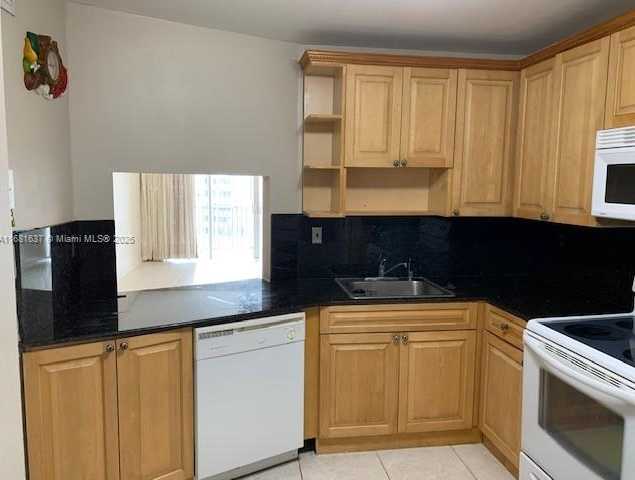 Small Image of 1750 NORTH EAST 191ST ST #816-3, Miami Number 8