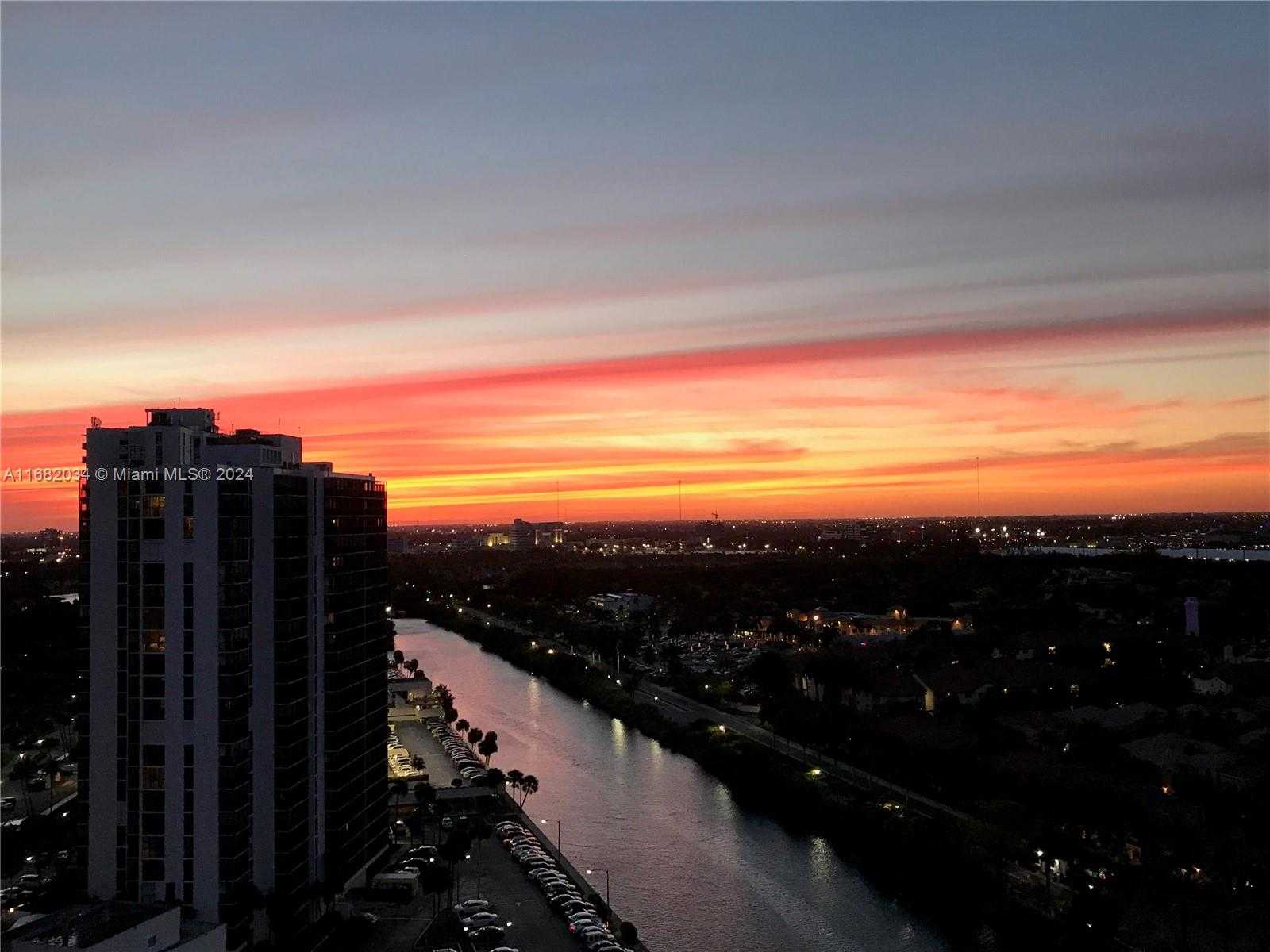 Small Image of 20515 EAST COUNTRY CLUB DR #541, Aventura Number 15